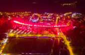 Spektakularna snimka dronom bakljade nad Dubračinom, mimohod i svijeće