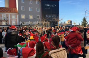 Senjani zagrlili advent i Sajam dobrih želja