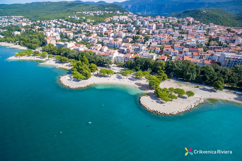 rivijera crikvenica u srpnju u top 10 destinacija hrvatske u nocenjima 